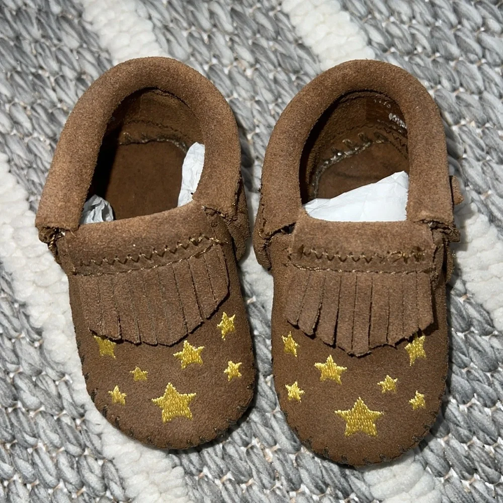 Authentic New in Box, Minnetonka Infant’s Star Riley Bootie Dusty Brown
